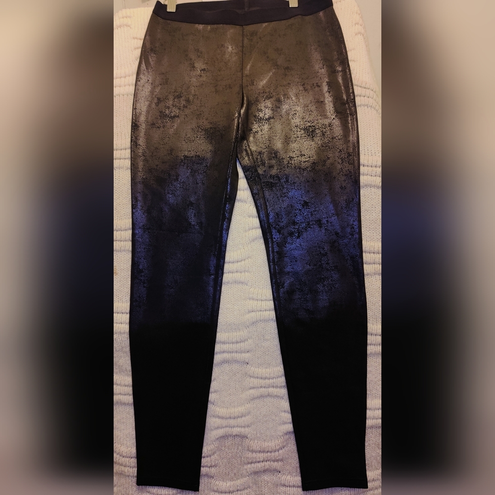 Hue Faux Leather Pants/ Leggings/ Stretchies Size M Never Worn